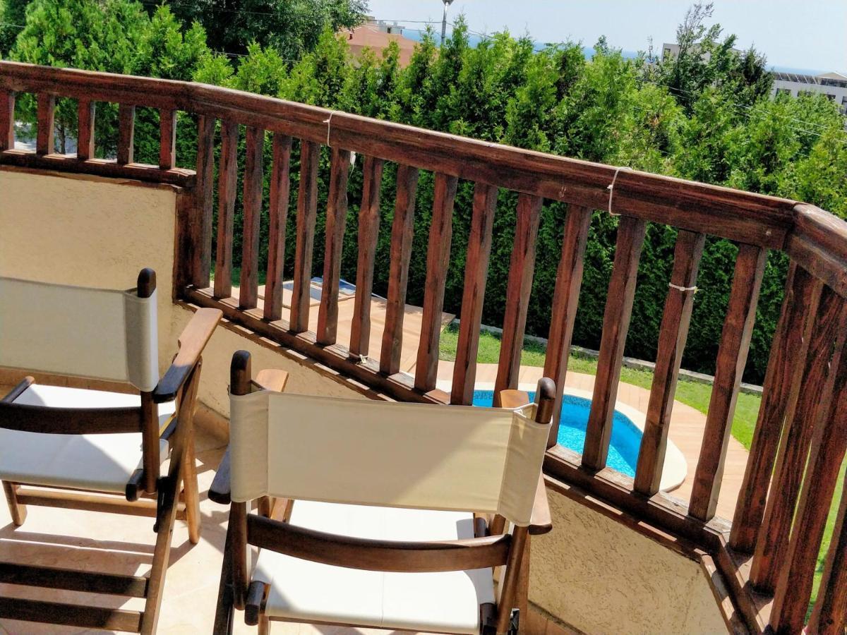 Morski Briz Balchik Bagian luar foto