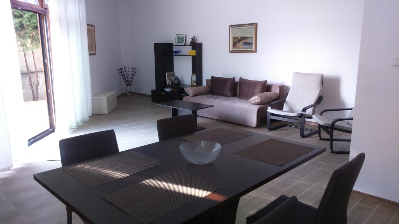 Morski Briz Balchik Bagian luar foto